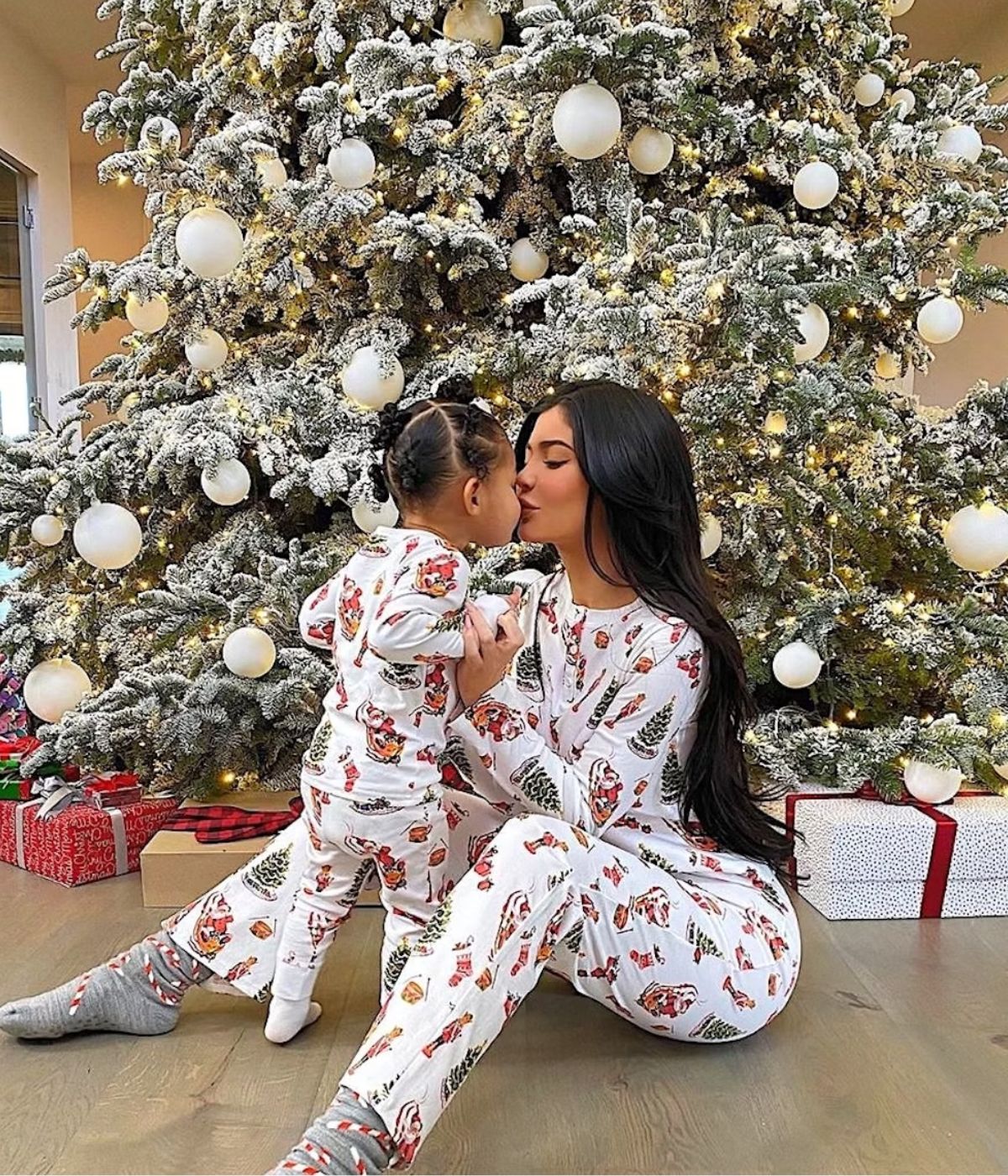 IT’S GIVING SZN: The Best Gifts To Buy Absolutely Everyone