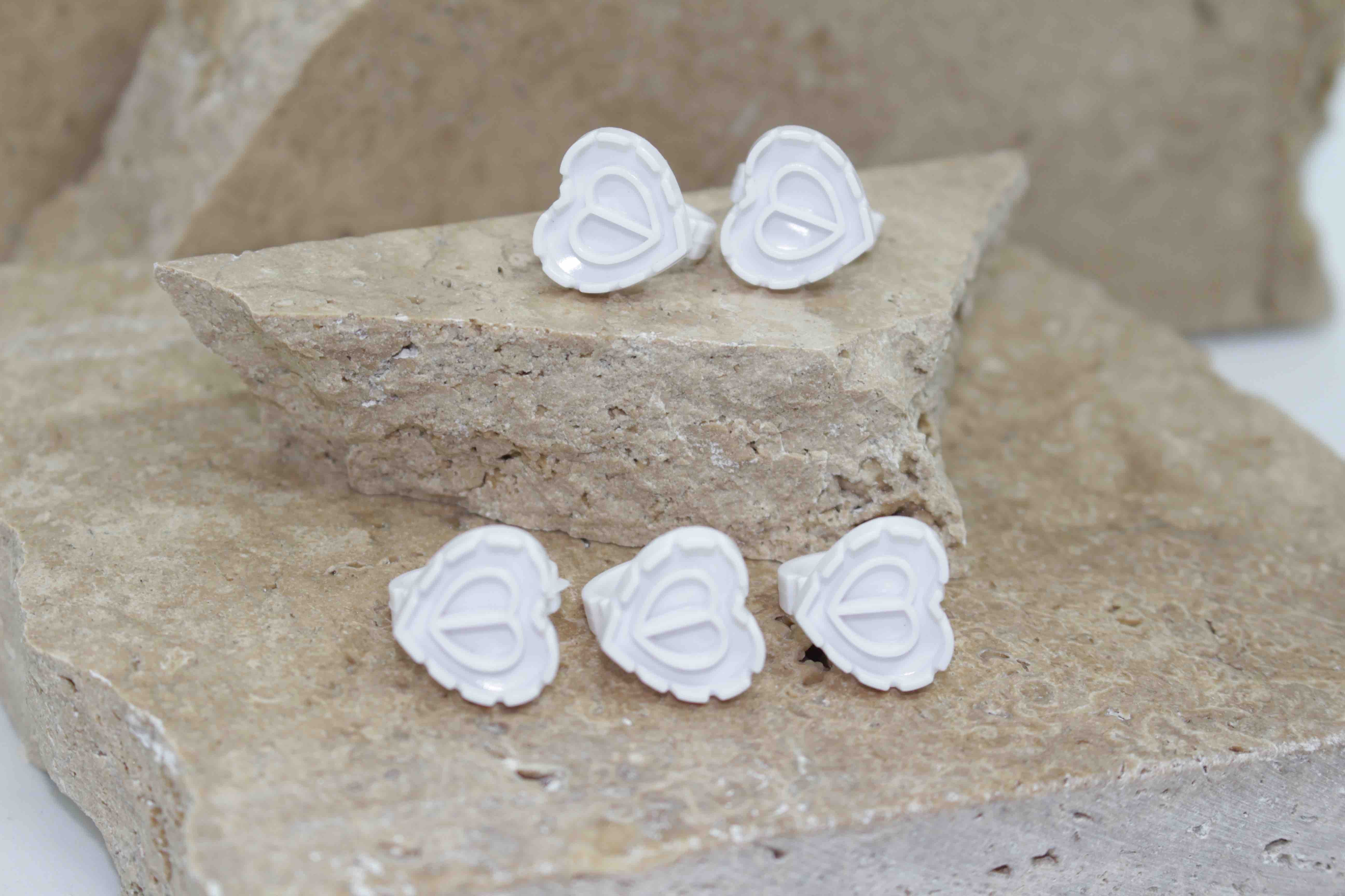 Stephanie & Co. Heart Glue Ring
