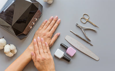Beginner's Guide: DIY Gel Manicure at Home!