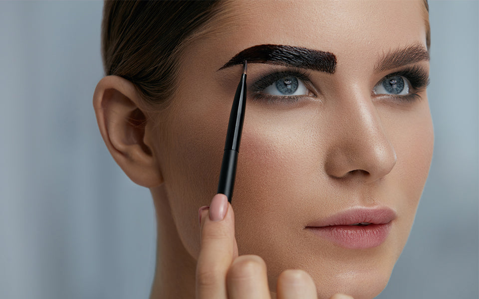 DIY: How to Tint Your Eyebrows at Home!