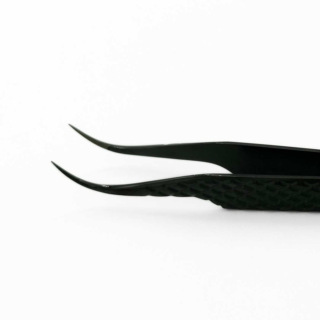 Elleebana ElleeFLOW Pro Curved Tweezer